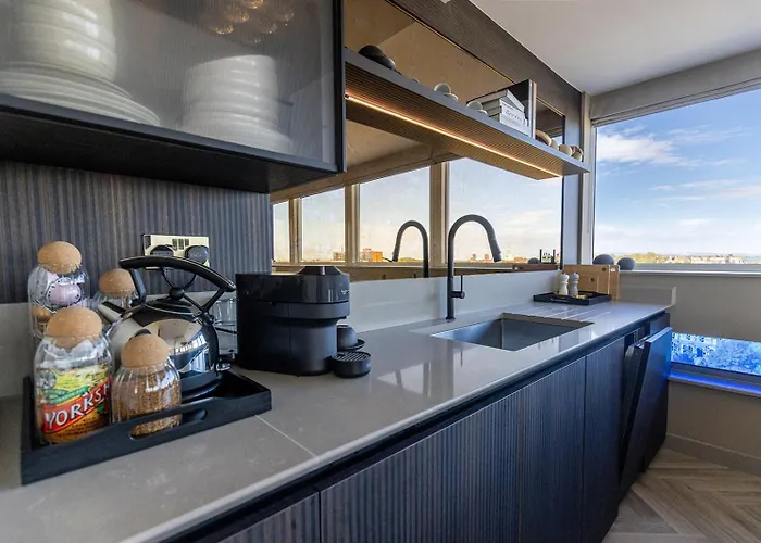 Stylish In Harrogate, Short Walk To The Convention Centre & Bettys *