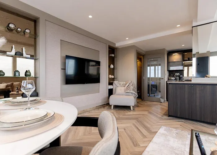 Stylish In Harrogate, Short Walk To The Convention Centre & Bettys *